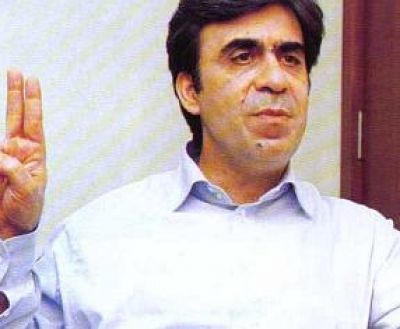 ليبرمان اقترح محمد رشيد لرئاسة السلطة بدلا من عباس