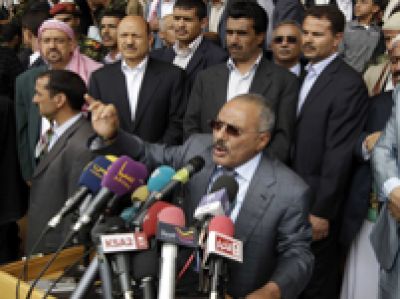 الرئيس اليمني يحمل على رئيس وزراء قطر ويعتبر تصريحاته تدخلا سافرا في شؤون بلاده