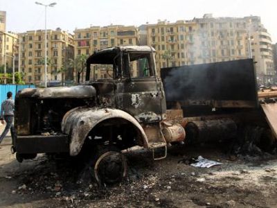 الجيش المصري: سنخلي ميدان التحرير من المحتجين بـ"حزم وقوة"