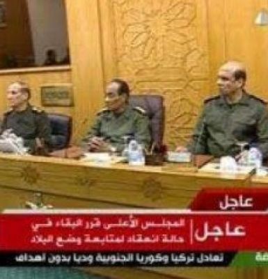 اللواء عمارة : المتظاهرون احتجزوا 8 افراد من العسكريين في خيمة بميدان التحرير