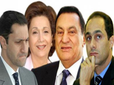أسرة مبارك تسعى لتوكيل محامين بريطانيين