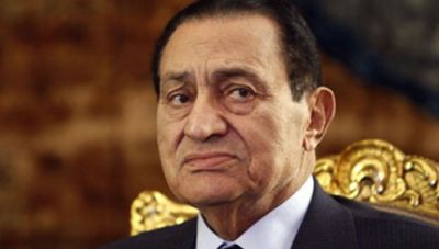 126 برقية وباقة ورد من مصريين للرئيس السابق