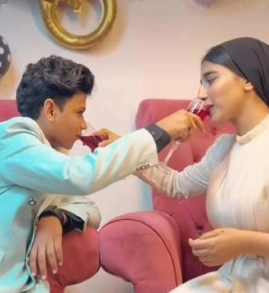بالفيديو.. خطوبة قاصرين تثير جدلاً واسعاً في مصر