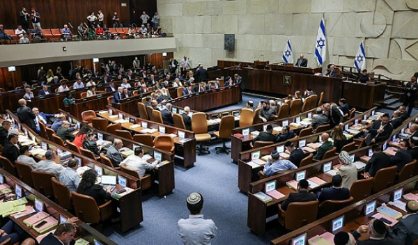 تمديد حالة الطوارئ في إسرائيل لعام آخر