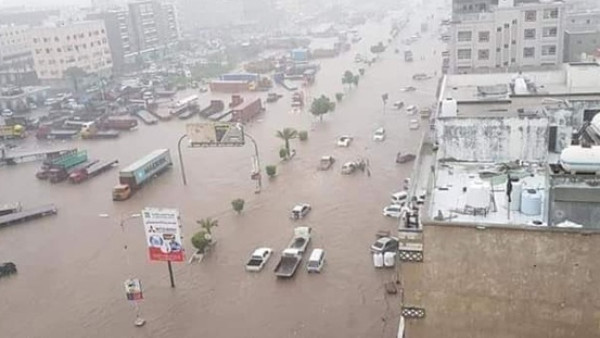 بالفيديو.. مصرع أربعة أطفال أمام أعين والدهم في السعودية