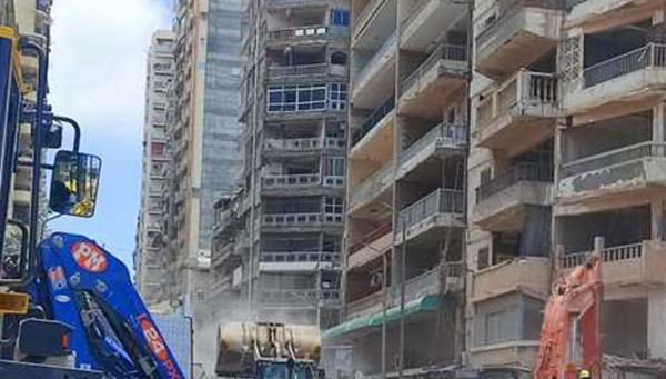 مصر: ارتفاع عدد ضحايا المنزل المنهار في الإسكندرية إلى 5
