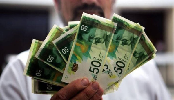 "المالية": ننتظر تحويل عائدات الضرائب خلال هذا الموعد لصرف دفعة من الراتب