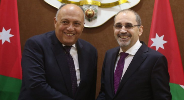 وزير الخارجية المصري ونظيره الأردني يبحثان تطورات التصعيد بالأراضي الفلسطينية