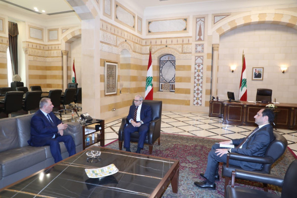 السفير دبور يلتقي رئيس الوزراء اللبناني نواف سلام