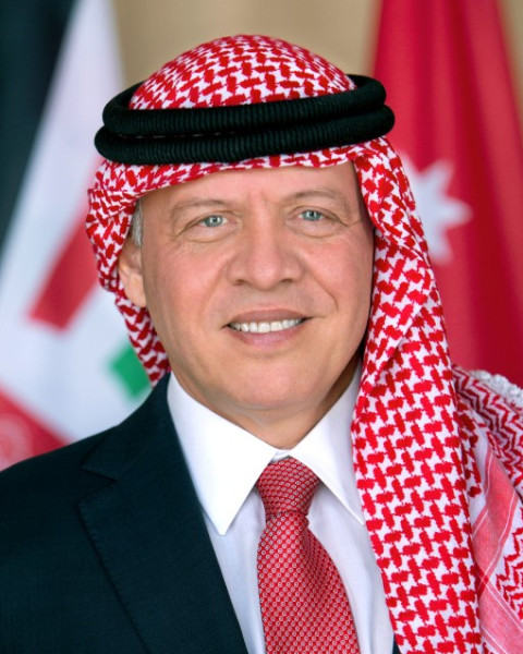 ملك الأردن يدعو لوقف الحرب على غزة ومضاعفة توفير المساعدات