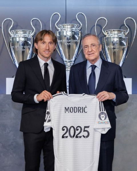 مودريتش مدريدي لموسم جديد