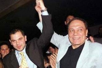 نجل عادل إمام يعتذر عن التمثيل مع والده في حسن ومرقص والزعيم شعر بـالحرج