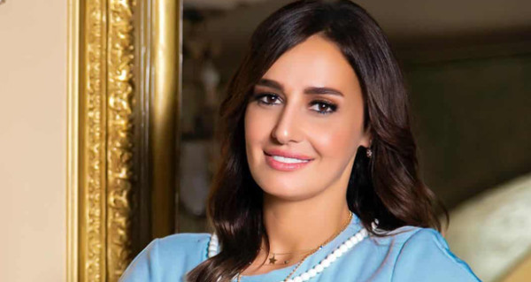 حلا شيحة تبهر جمهورها بآخر ظهور لها مع ابنتها