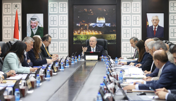 رئيس الوزراء: الاستعدادات جارية لتنسيق جهود الإغاثة في غزة حال التوصل لهدنة