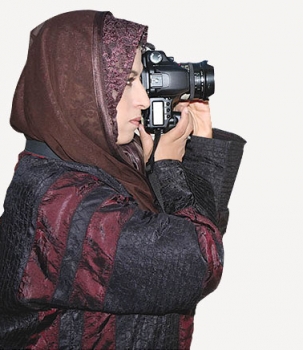 سوزان باعقيل.. أول مصورة صحافية سعودية في صفوف «رويترز»
