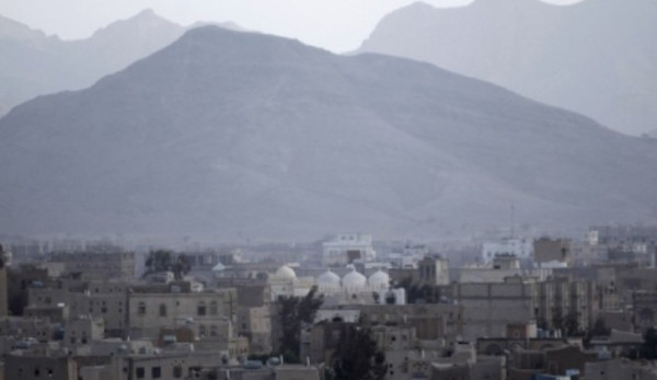 اليمن.. مضطرب نفسياً يرتكب مجزرة في مسجد ويقتل 12 شخصا