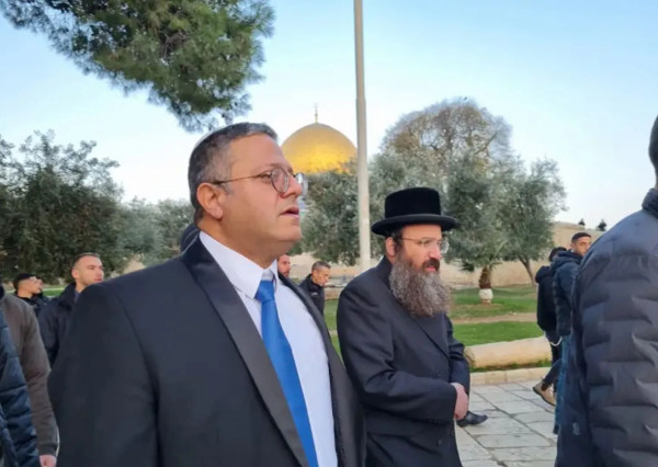 المتطرف بن غفير يقود اقتحام المستوطنين للمسجد الأقصى