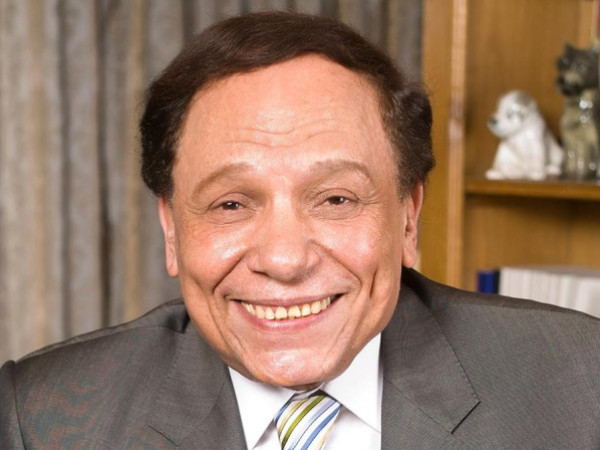 نجوم الوسط الفني يهنئون عادل إمام بعيد ميلاده الـ85