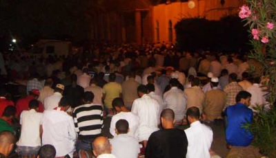 ضرير يبصر بنور القرآن في تراويح الدار البيضاء