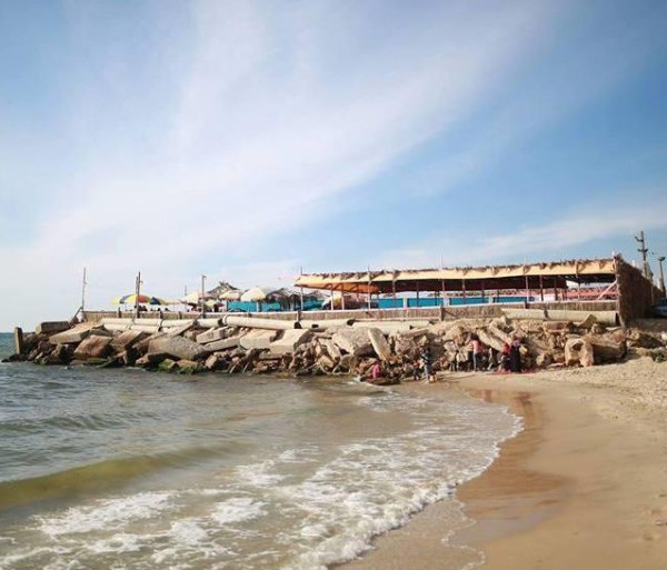 السياحة بغزة تجري جولة تفتيشية على المنشآت الممتدة في البحر