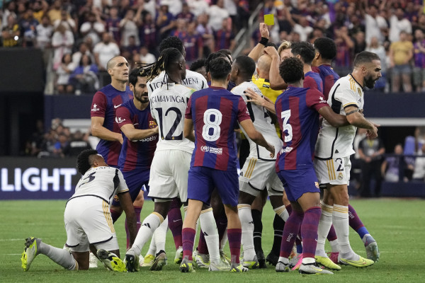 الكلاسيكو الودي يبتسم لصالح برشلونة
