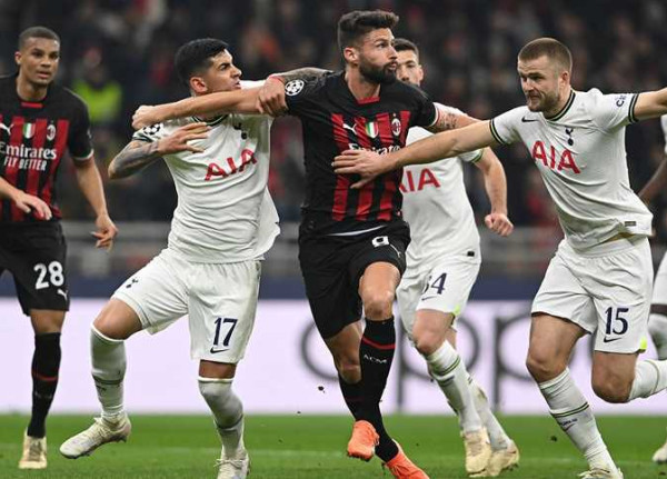 ميلان يبلغ ربع نهائي دوري الأبطال لأول مرة منذ 11 عاماً