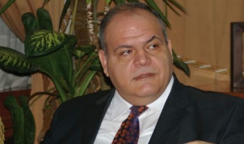 الكشف عن فساد كبير في قطاع الاتصالات بسوريا