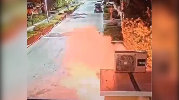 اعتقال متورطين بإلقاء قنابل ضوئية تجاه منزل نتنياهو
