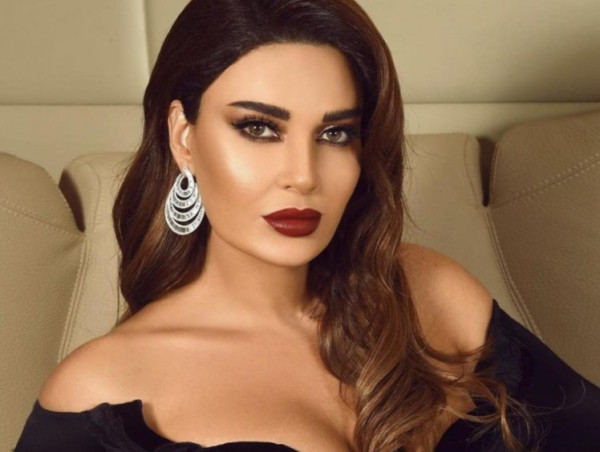 بالفيديو.. سيرين عبد النور تصدم الجمهور بردها على إعلامي طلب منها التبرع لسوريا