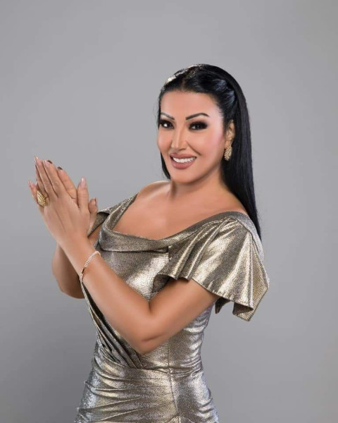 شاهد.. سمية الخشاب تقدم نصائح عاطفية للجمهور