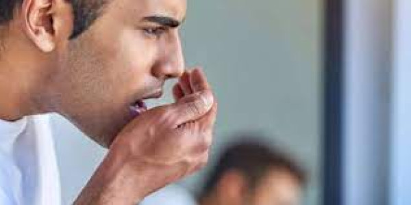 هل يعمل اللبن (الزبادي) على إزالة رائحة الثوم من الفم بعد الأكلات الدسمة؟