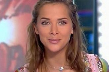 مذيعة فرنسية شهيرة تتعرض لحملة عنصرية لعلاقتها بمغربي