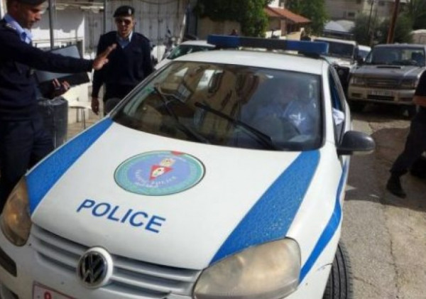 النيابة والشرطة تباشر إجراءاتهما القانونية في واقعة مقتل شابة في مدينة يطا