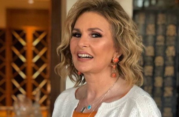 يسرا تعلّق على نجاح العمل الكوميدي 1000 حمد لله على السلامة