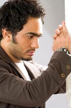 الداعية عمرو خالد يطلب من تامر حسني ان يكون مطرب برنامجه الديني