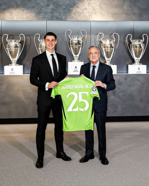 ريال مدريد يقدم حارسه الجديد