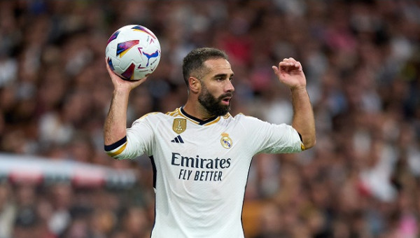 ريال مدريد يحسم مستقبل كارفخال
