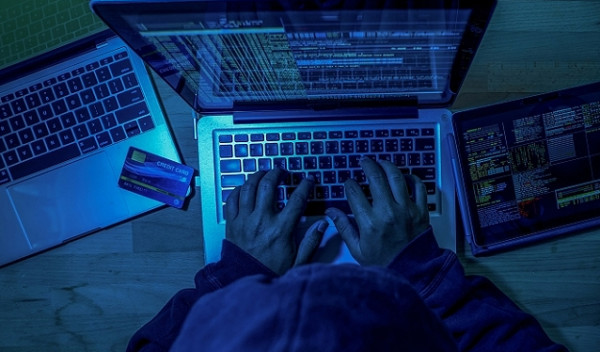 الأمم المتحدة تعتمد أول معاهدة لمكافحة الجرائم السيبرانيّة