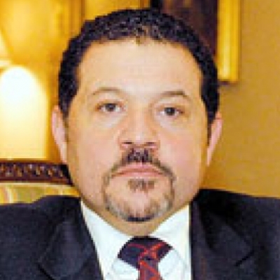 ياسر عباس نجل الرئيس:مهاجمة الرئيس وعائلته دون أدنى دليل أو برهان