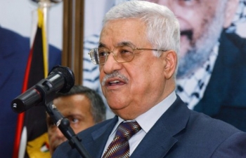 الرئيس طلب من بعض مستشاريه الضغط على دحلان لمغادرة الضفة الغربية