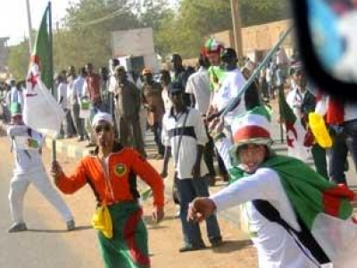 الجزائر تعترف بتسهيل مهمة بلطجية لدخول السودان وحضور مباراة مصر
