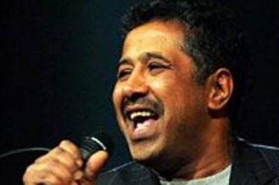 اعتداء على الشاب خالد في المغرب بسبب رقصه بعلم جبهة البوليساريو