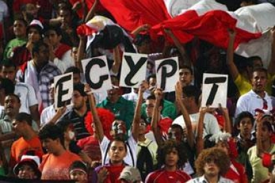الفراعنة يستعدون للقاء الجزائر بتأجيل جولتين من الدوري المصري