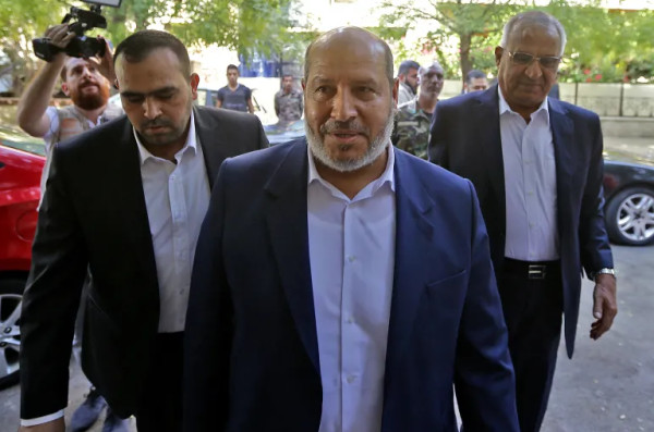 (أ ف ب): وفد من حماس يغادر الدوحة لمصر لبحث "أفكار جديدة" للتهدئة بغزة