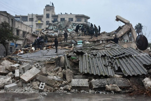 مركز العودة ينعى ضحايا الزلزال الذي ضرب جنوب تركيا وشمال سوريا وذهب ضحيته فلسطينيين