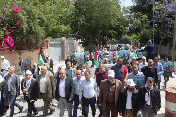 اللجان الشعبية للاجئين وفصائل العمل الوطني والإسلامي تسلم مذكرة لمندوب الأمم المتحدة