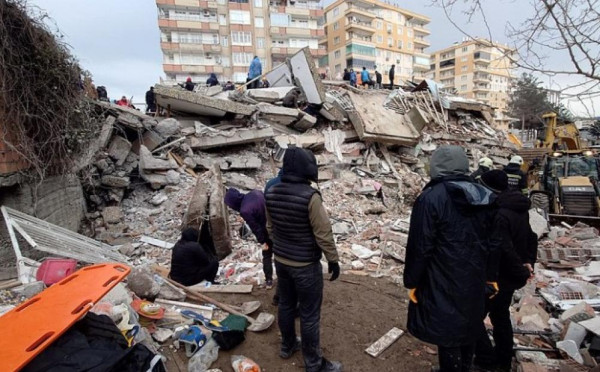 المغرب يدرس استخدام مخلفات الزلزال لإعادة الإعمار