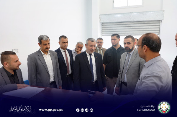 غزة: النائب العام يُجري زيارة تفقدية لسرايا نيابة الشمال لمتابعة سير العمل وجودة الأداء