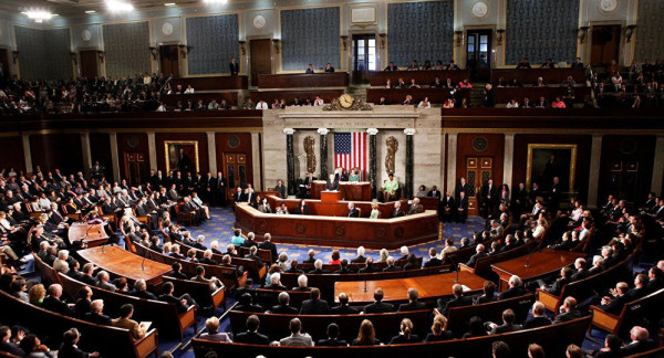أمريكا: مجلس الشيوخ يقر مشروع قانون رفع سقف الدين العام