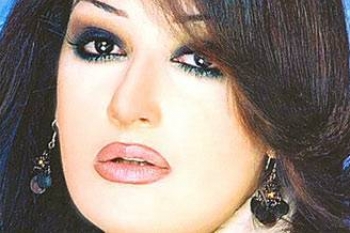 فيلم جديد لـتلميذ يوسف شاهين يعرض الشذوذ عند النساء